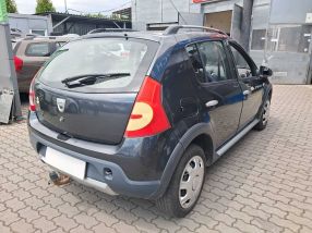 Dacia Sandero - 2011