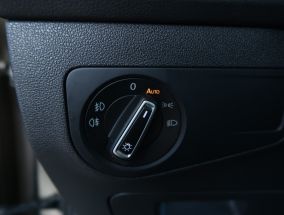 Volkswagen Tiguan - 2016