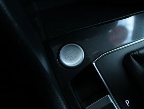 Volkswagen Tiguan - 2016
