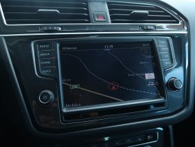 Volkswagen Tiguan - 2016