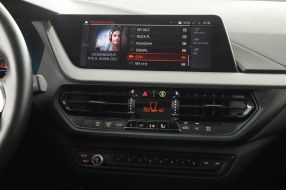 BMW 1 - 2020