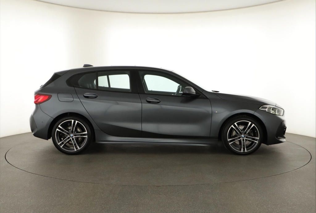 BMW 1