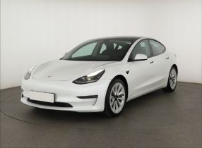 Tesla Model 3 - 2021