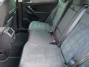 Volkswagen Tiguan - 2020