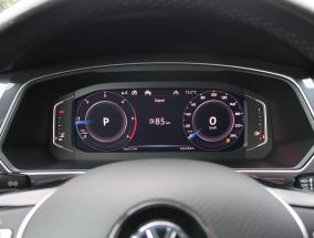 Volkswagen Tiguan - 2020