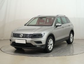 Volkswagen Tiguan - 2020