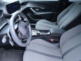 Peugeot 2008 - 2024