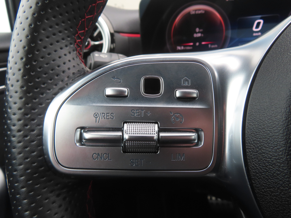 Mercedes-Benz A