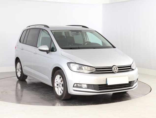 Volkswagen Touran 2016