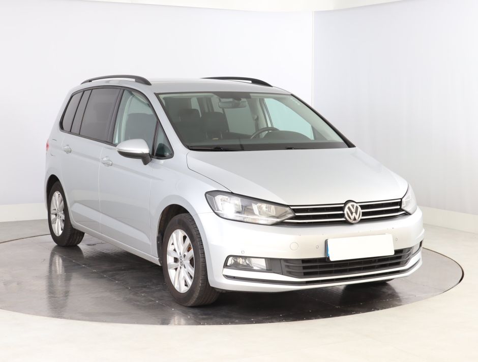Volkswagen Touran - 2016