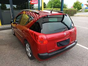 Peugeot 207 - 2011