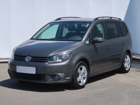 Volkswagen Touran - 2011