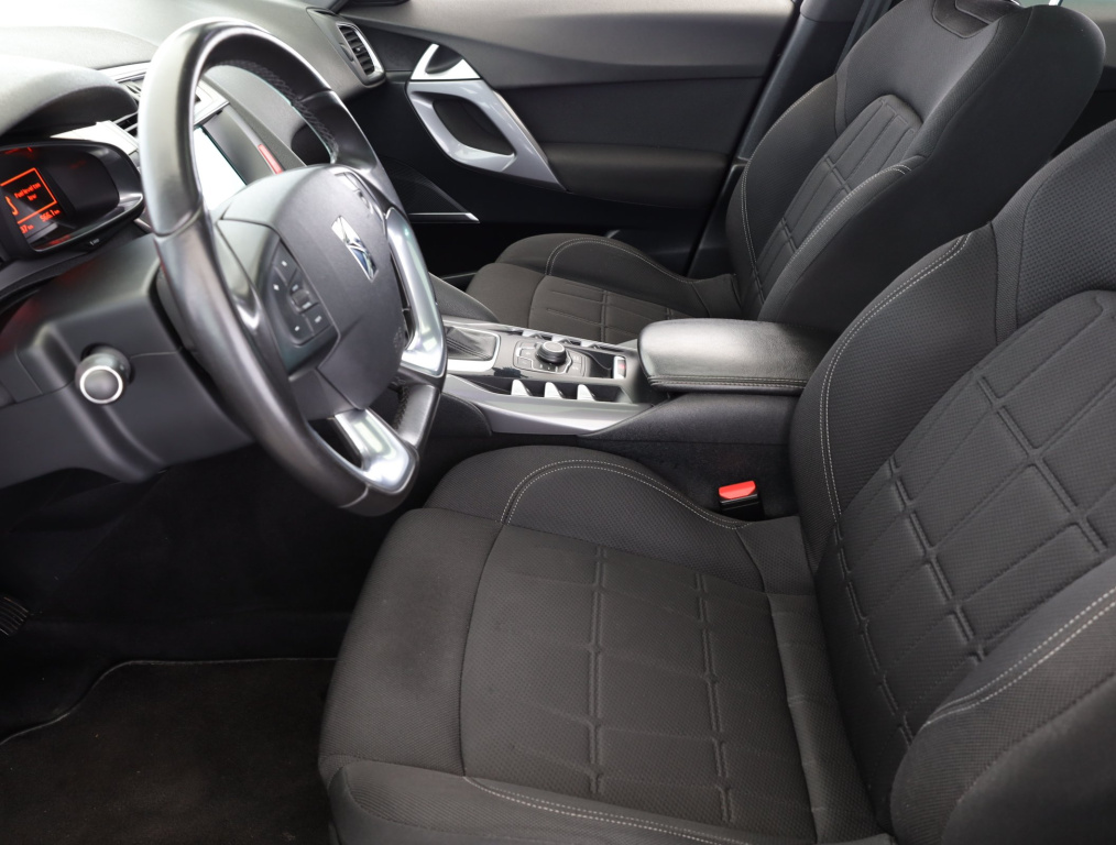 Citroen DS5