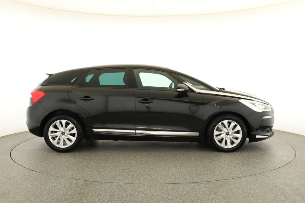 Citroen DS5