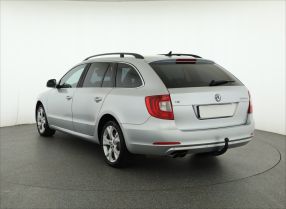 Skoda Superb - 2011