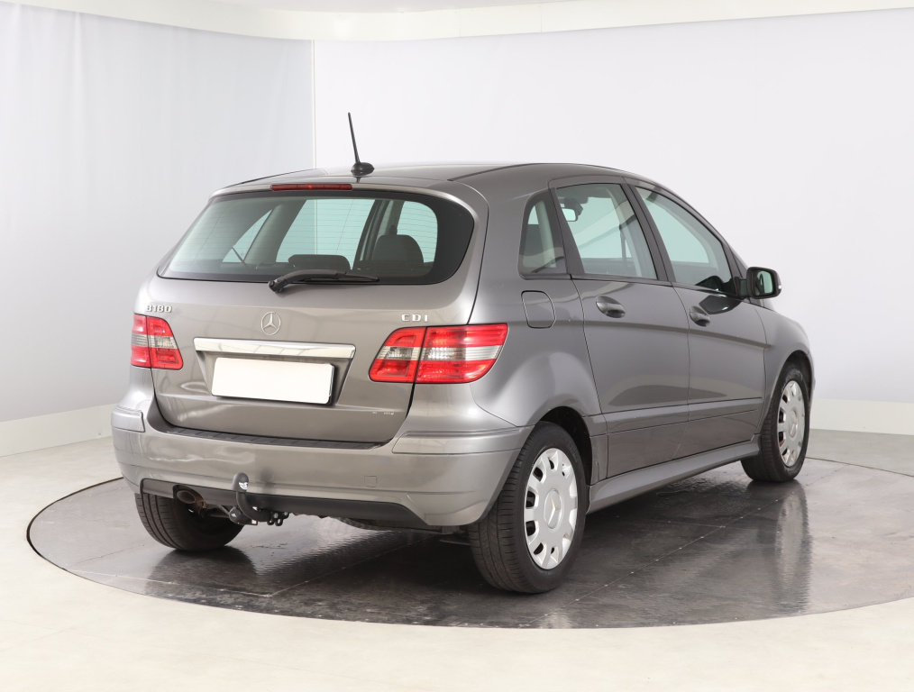 Mercedes-Benz B