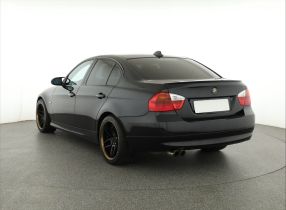BMW 3 - 2005