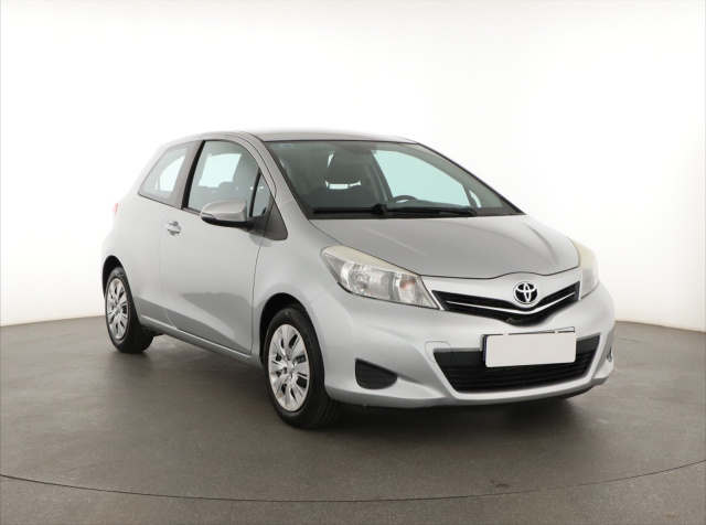 Toyota Yaris 2012