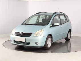 Toyota Corolla Verso - 2003