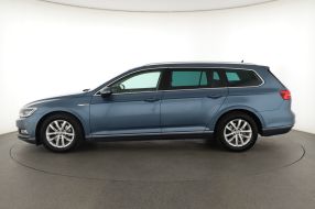 Volkswagen Passat - 2015