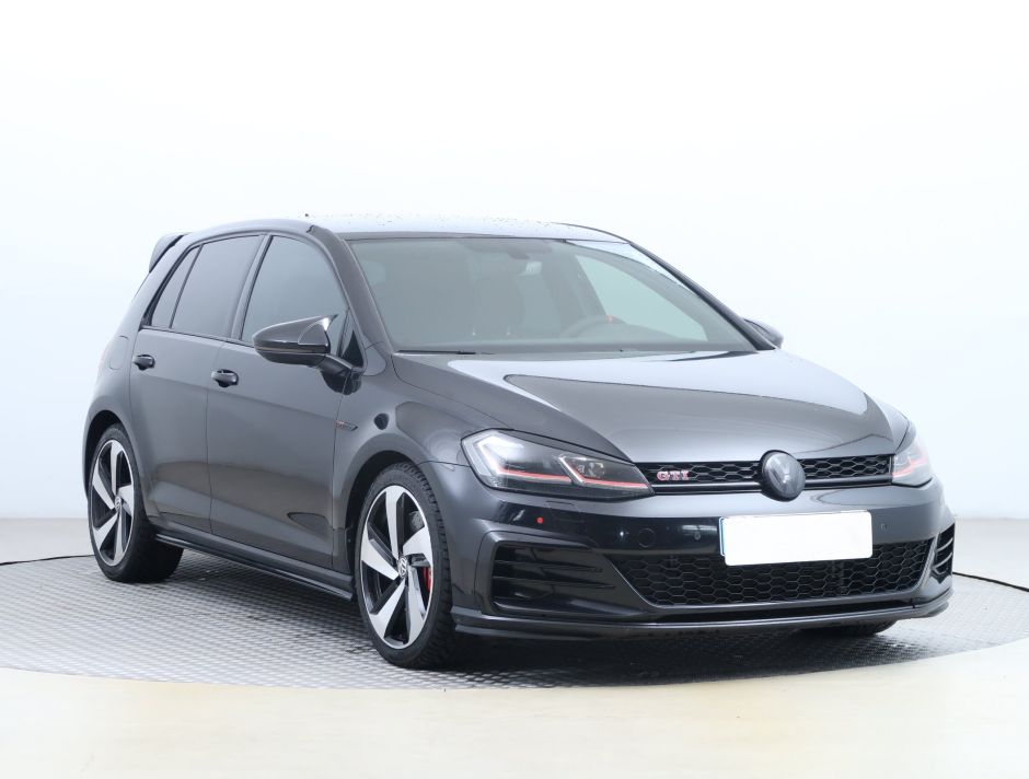 Volkswagen Golf - 2018
