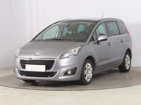 Peugeot 5008 - 2015