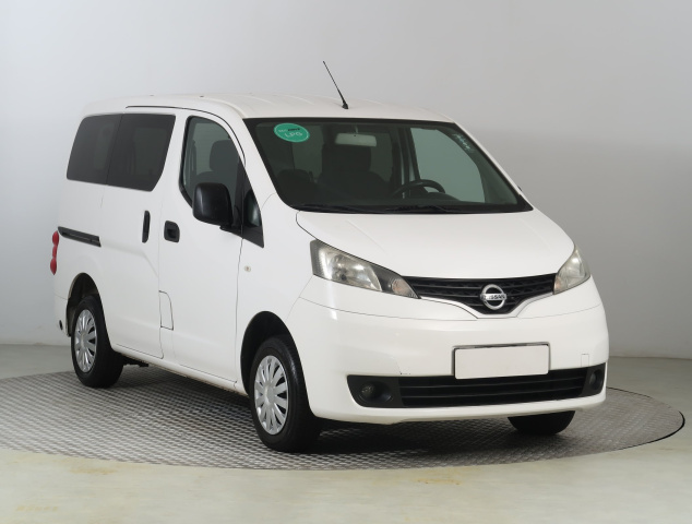 Nissan NV200 2012
