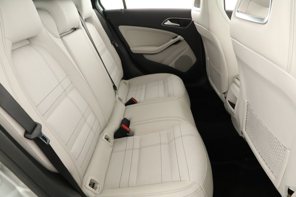 Mercedes-Benz A