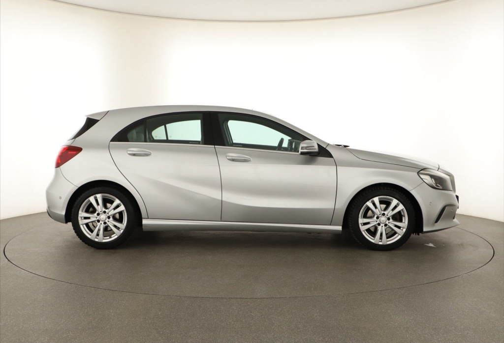 Mercedes-Benz A