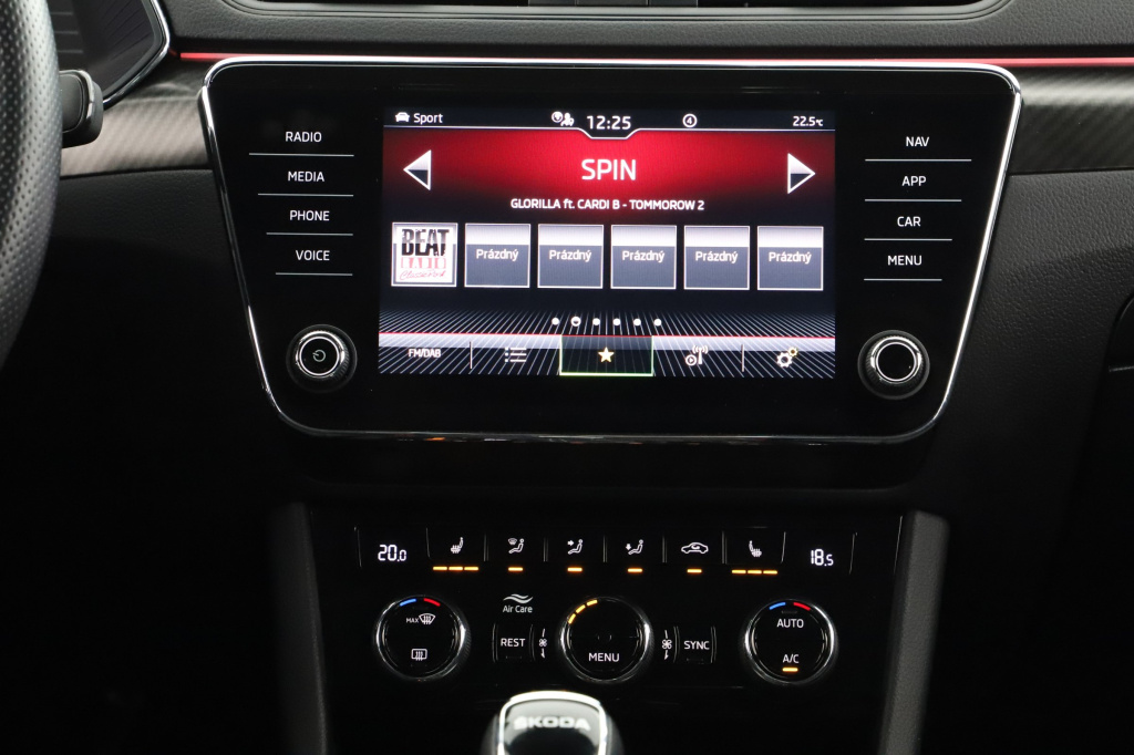 Škoda Superb