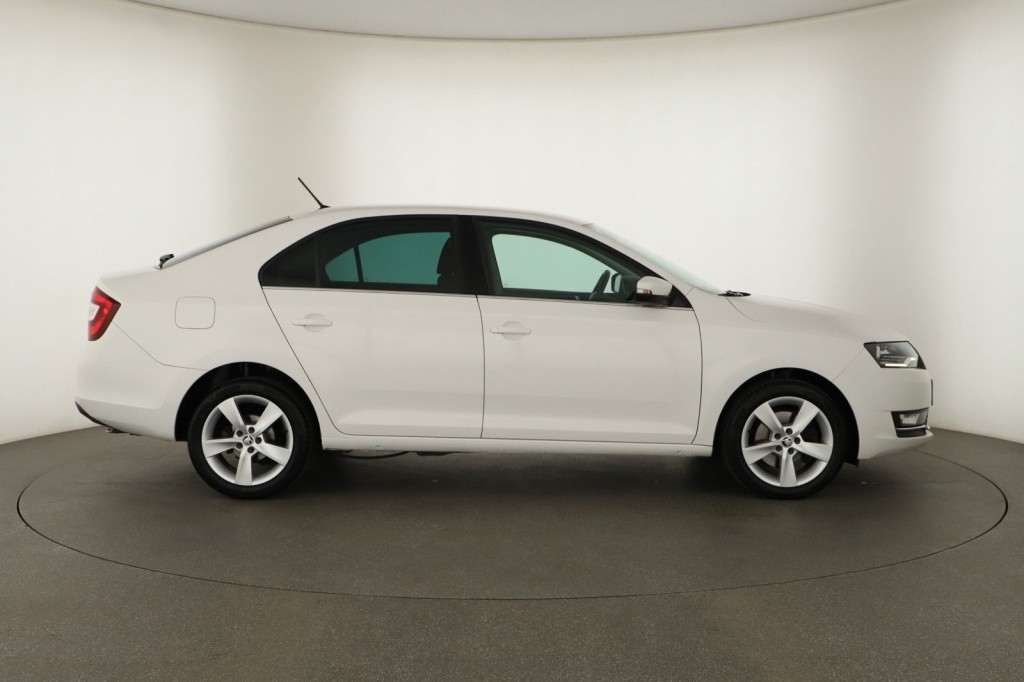 Škoda Rapid