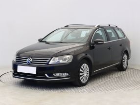 Volkswagen Passat - 2012