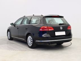 Volkswagen Passat - 2012