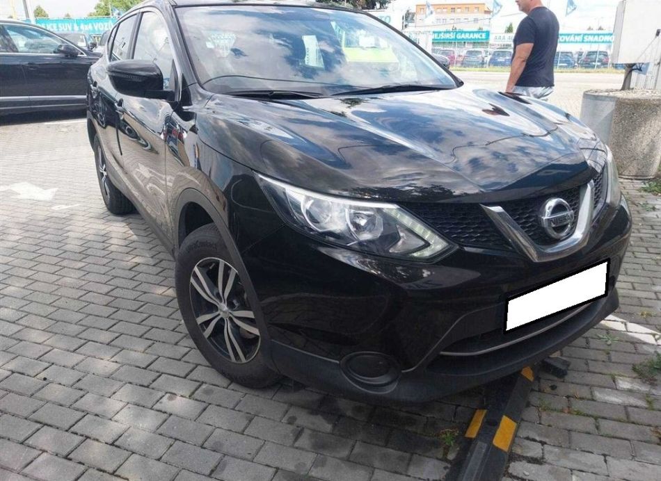 Nissan Qashqai - 2015