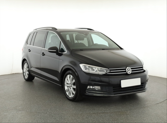 Volkswagen Touran 2015