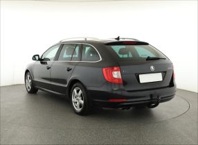 Skoda Superb - 2012