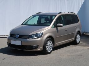 Volkswagen Touran - 2011