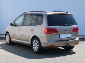 Volkswagen Touran - 2011