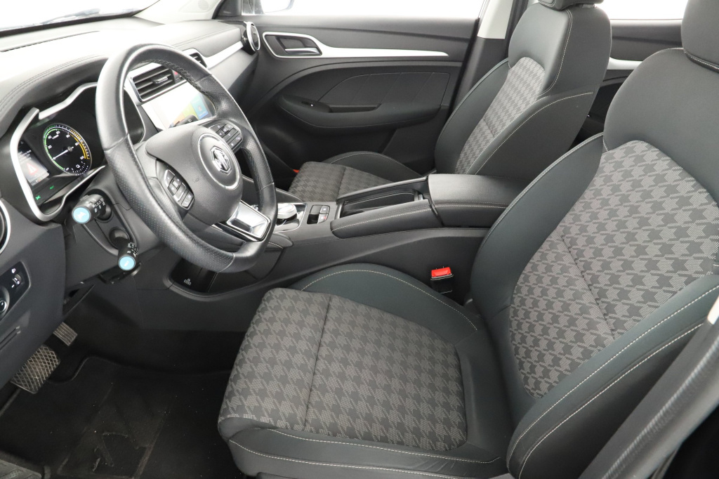 MG ZS SUV