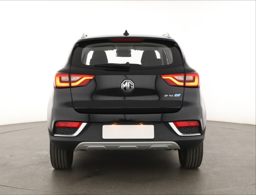 MG ZS SUV