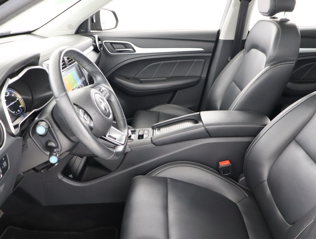 MG ZS SUV