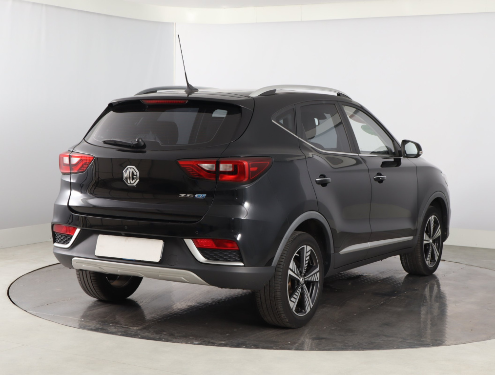 MG ZS SUV