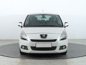 Peugeot 5008 - 2011