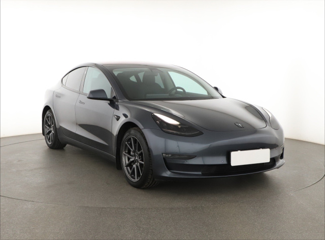 Tesla Model 3 2019