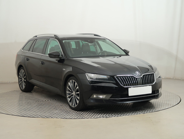 Škoda Superb 2016