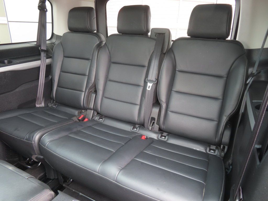Peugeot Traveller