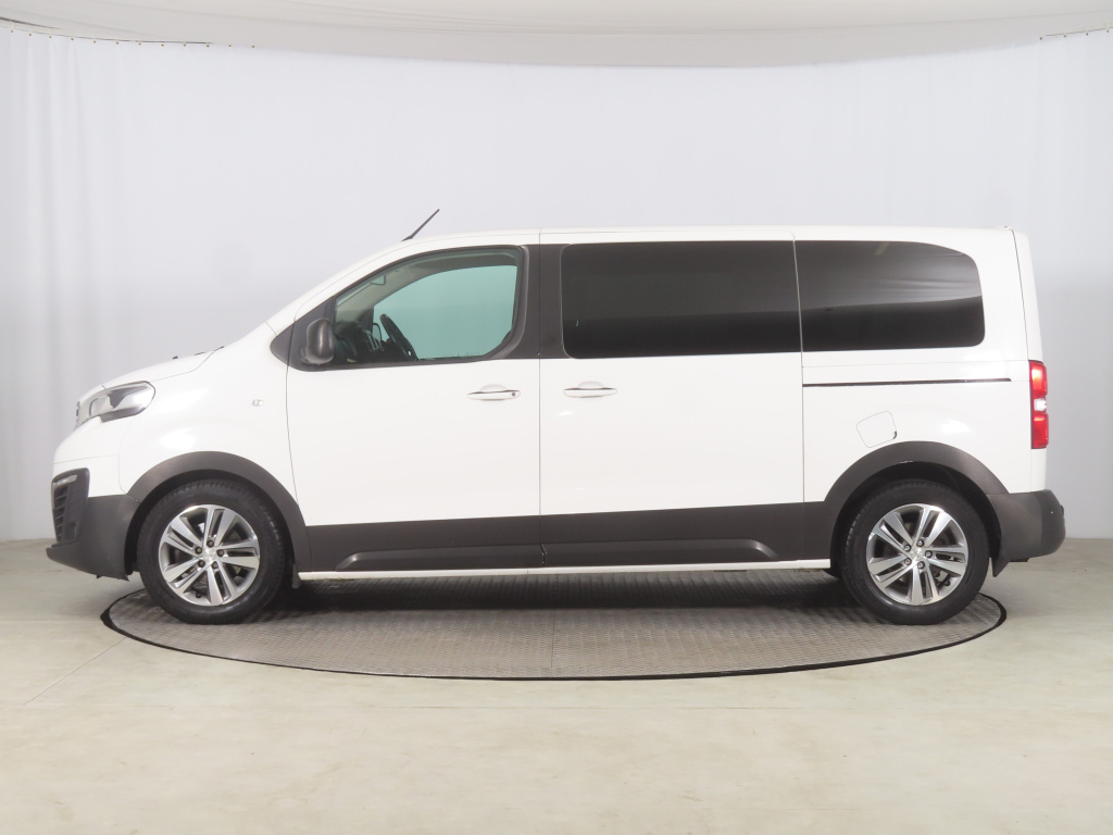 Peugeot Traveller
