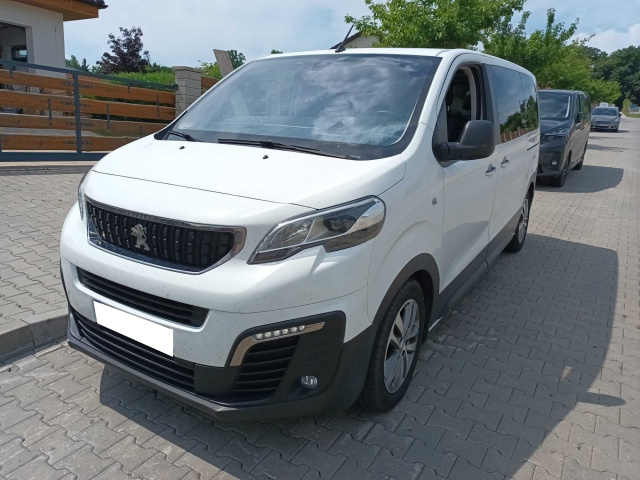 Peugeot Traveller 2019