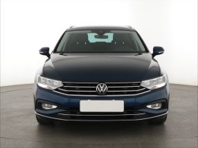 Volkswagen Passat - 2022
