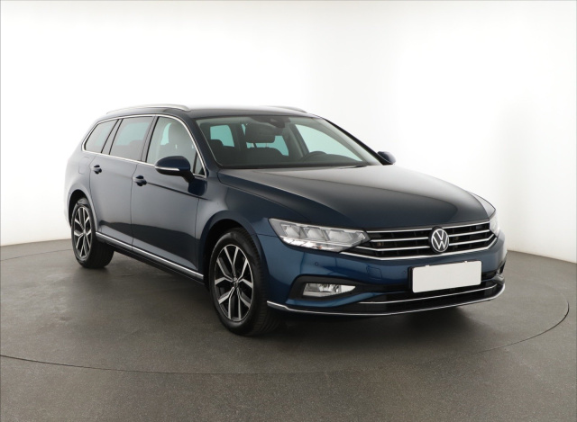 Volkswagen Passat 2022